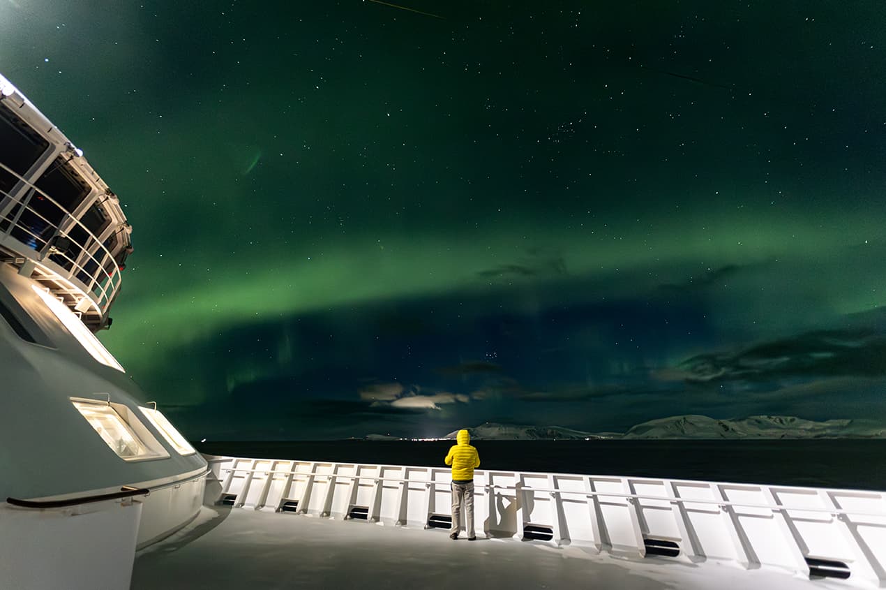 戶外甲板與景觀長廊